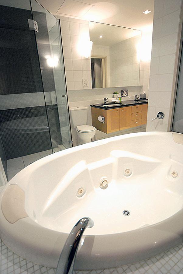 La Loft Apartments North Terrace Adelaide Luaran gambar