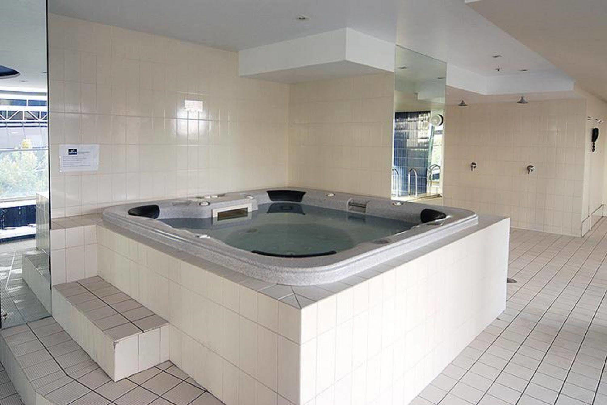 La Loft Apartments North Terrace Adelaide Luaran gambar